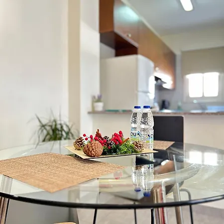 Sun Julz Apartments On The Beach Paphos Exterior photo