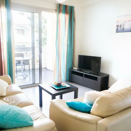 Sun Julz Apartments On The Beach Paphos Exterior photo